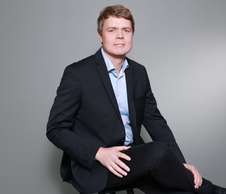 https://liven.de/wp-content/uploads/2025/08/oliver-orula-bd7a3581.jpg